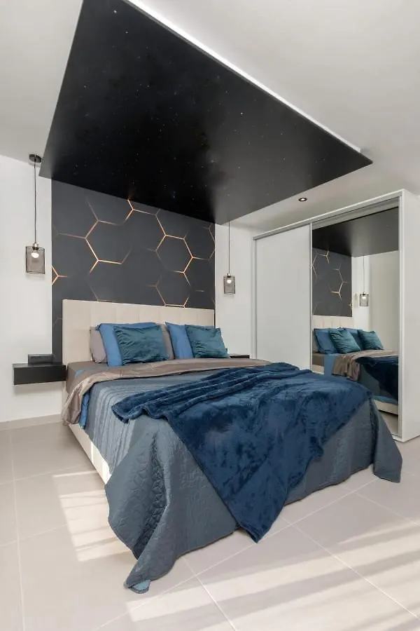 Holiday home Villa M Premantura