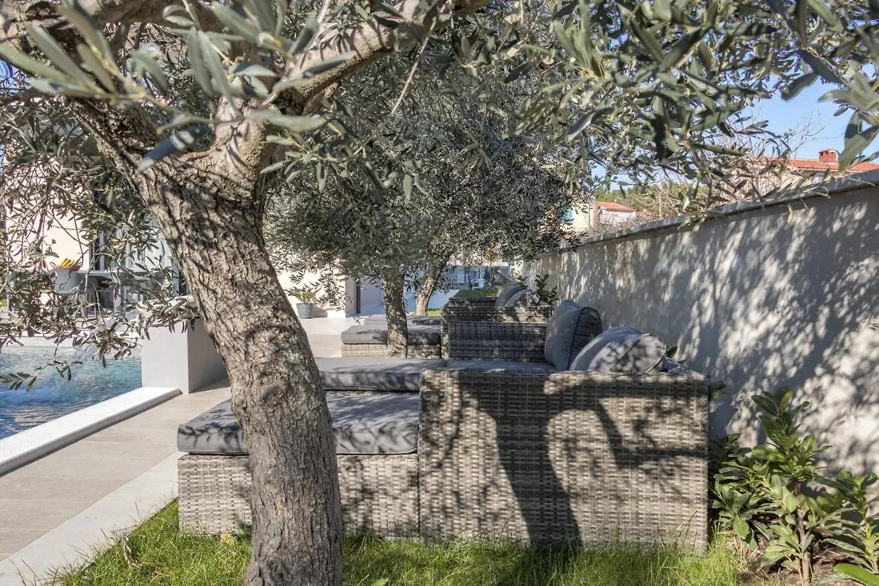Villa M Premantura Holiday home