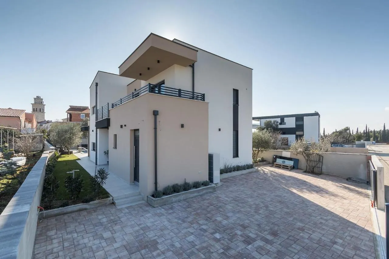 Villa M Premantura 0*,  Croatia