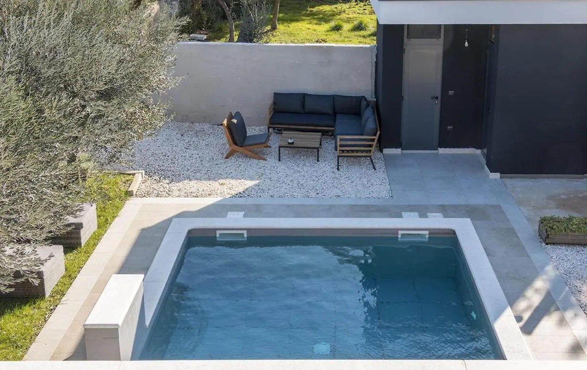Villa M Premantura 0*,  Croatia